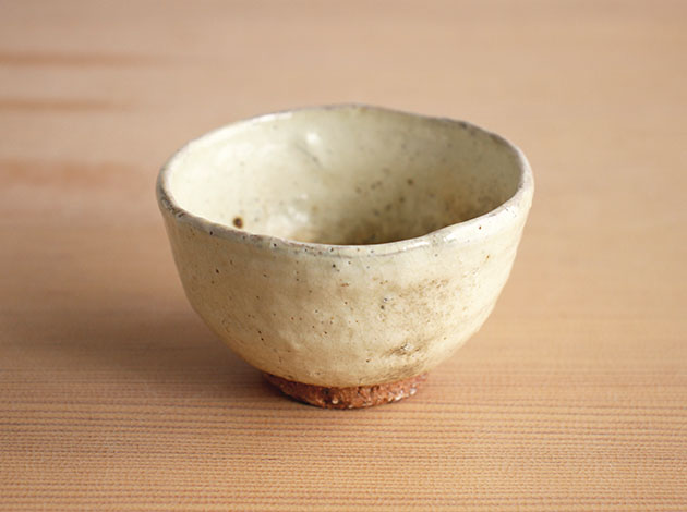 芳賀龍一 粉引きぐいのみ