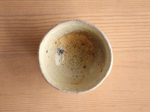 粉引ぐい呑 三藤るい 粉引ぐい呑 – 窯と土～Kama-to-tsuchi～