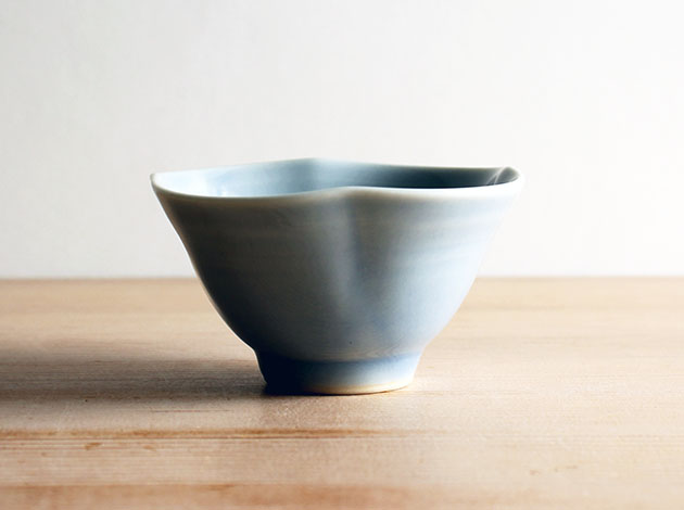 稲村真耶　ルリ釉花小鉢