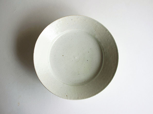 村木雄児　白磁6寸皿
