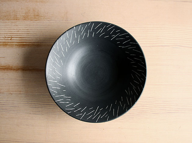 中尾雅昭 白黒線刻文ボウル