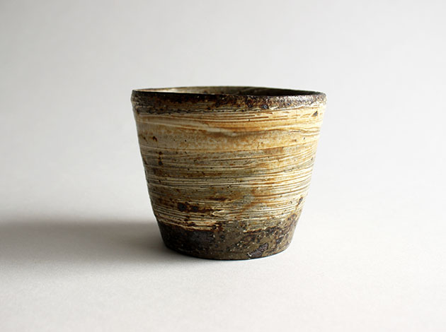 尾形アツシ　刷毛目猪口