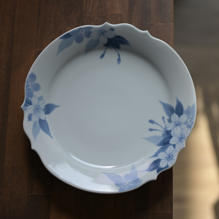 作家染付「本多亜弥」