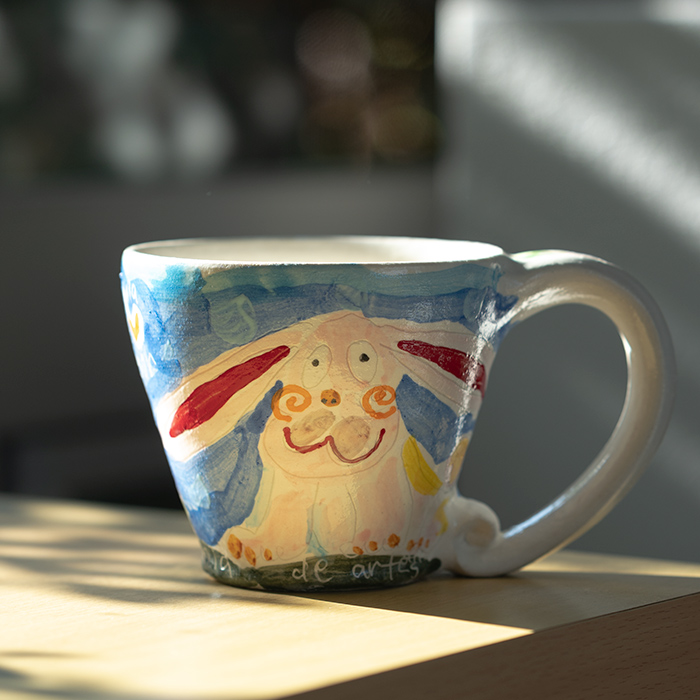 うつわ　作家　　吉岡萬理