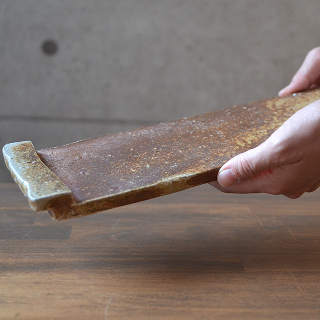 信楽焼締長皿　 作家「藤本秀」