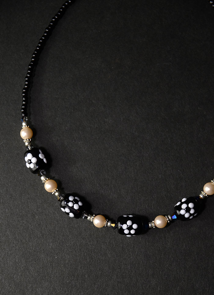 とんぼ玉　作家「原久子」