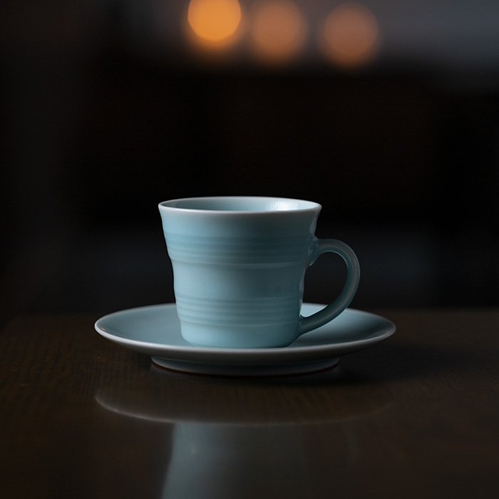 青白磁カップ&ソーサ　作家「市川博一」