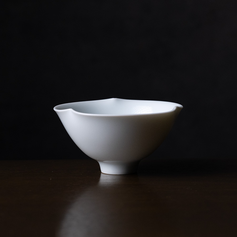 共箱付 | 青白磁輪花酒三盃（IH-069） 作家「市川博一」