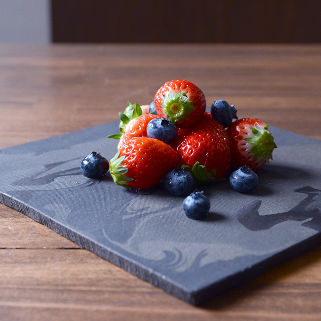 彩墨流板皿　作家「瀬津純司」