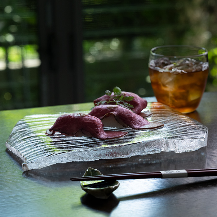 ガラス　作家　岸本耕平