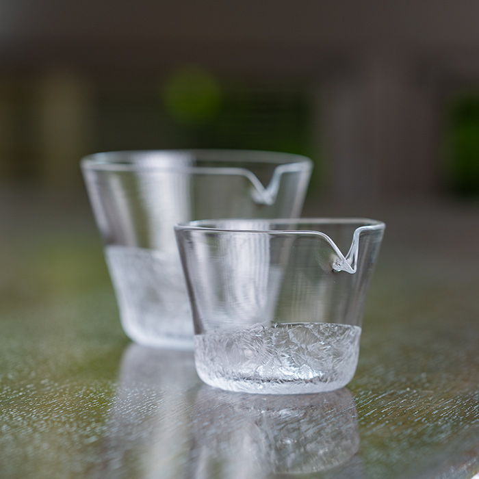 グラス ガラス　作家 岸本耕平