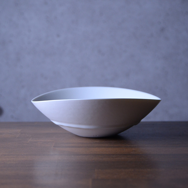 和食器　白磁楕円ボウル（小）　作家「竹内紘三」