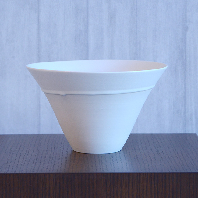 白磁花器　陶芸家・竹内紘三