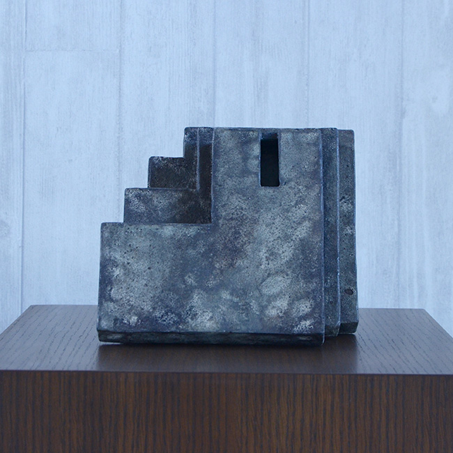 黒土花器　陶芸家・竹内紘三