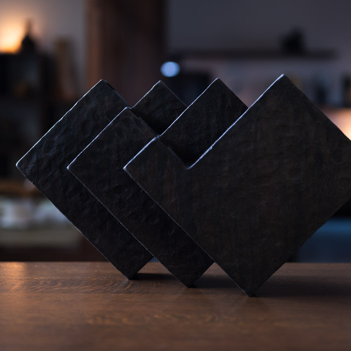 MODERN REMAINS　陶芸家：竹内絋三