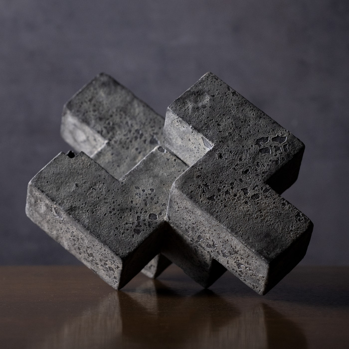 MODERN RUINS Vase