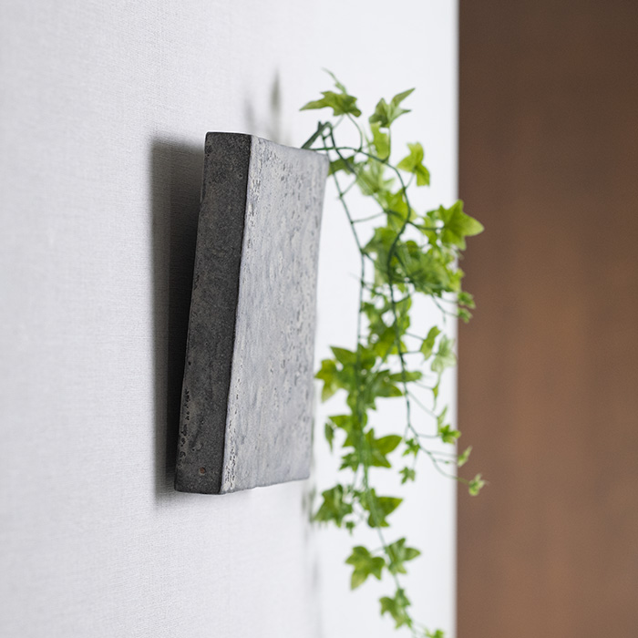 MODERN RUINS Vase