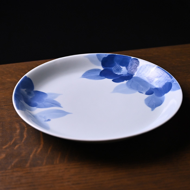 染付鉢「椿」(AH-209) 作家「本多亜弥」