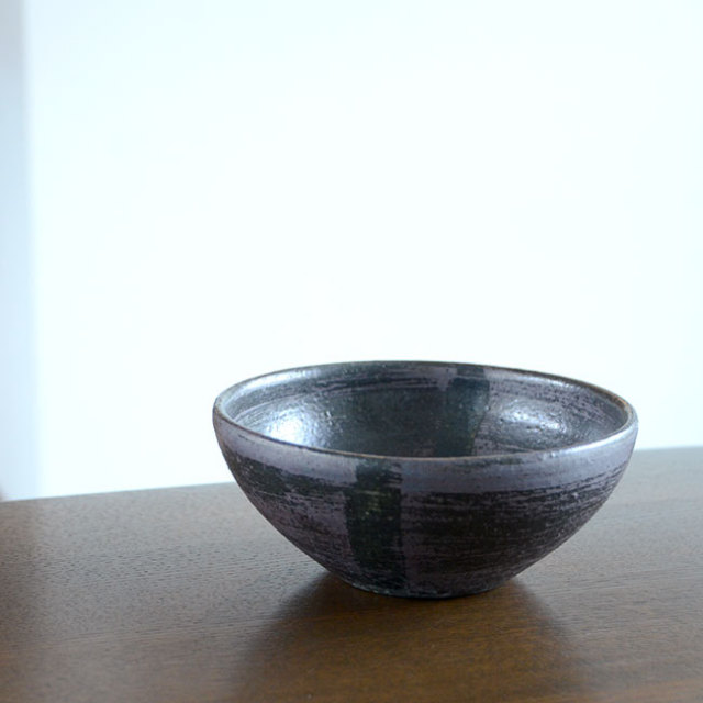 和食器　鉄彩丸鉢（中）　作家「吉岡萬理」 