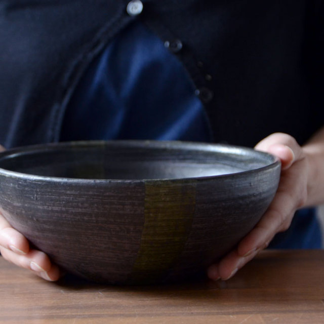 和食器　鉄彩丸鉢（大）　作家「吉岡萬理」 