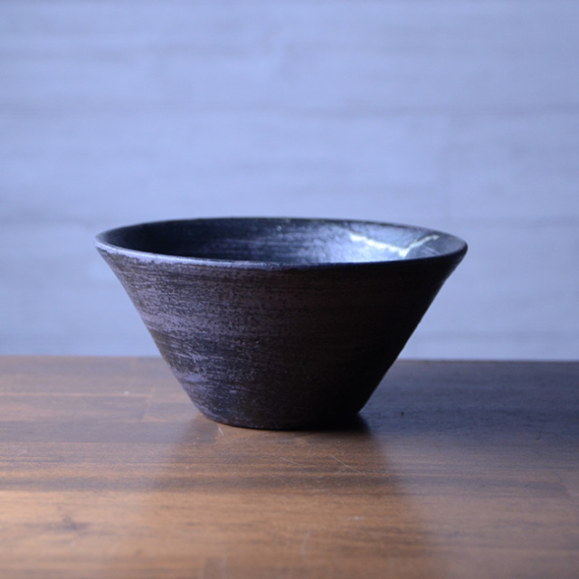 鉄彩向付 作家「吉岡萬理」