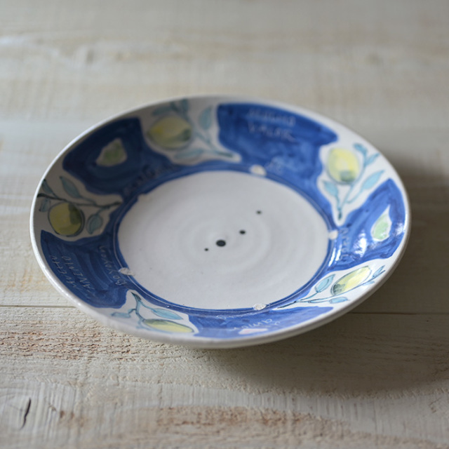 器　作家　吉岡萬理