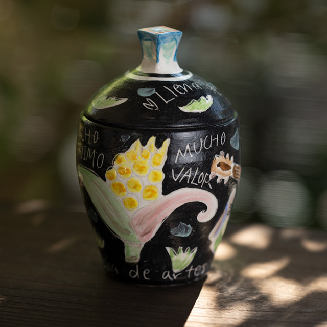 陶芸家　吉岡萬理