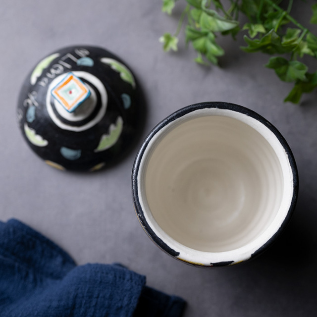 陶芸家　吉岡萬理