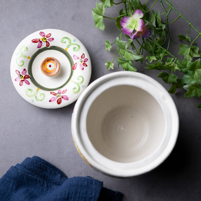 陶芸家　吉岡萬理