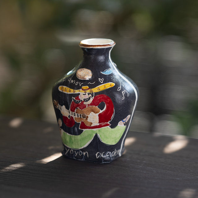 インテリア | 色絵カルロス君の小壷(BY-445) 作家「吉岡萬理」