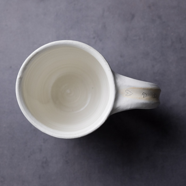 マグカップ　作家　吉岡萬理