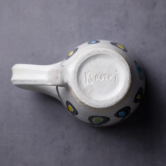 マグカップ　作家　吉岡萬理