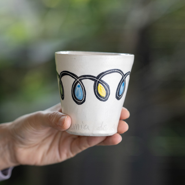 カップ　作家　吉岡萬理