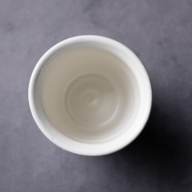 カップ　作家　吉岡萬理