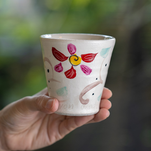 カップ　作家　吉岡萬理