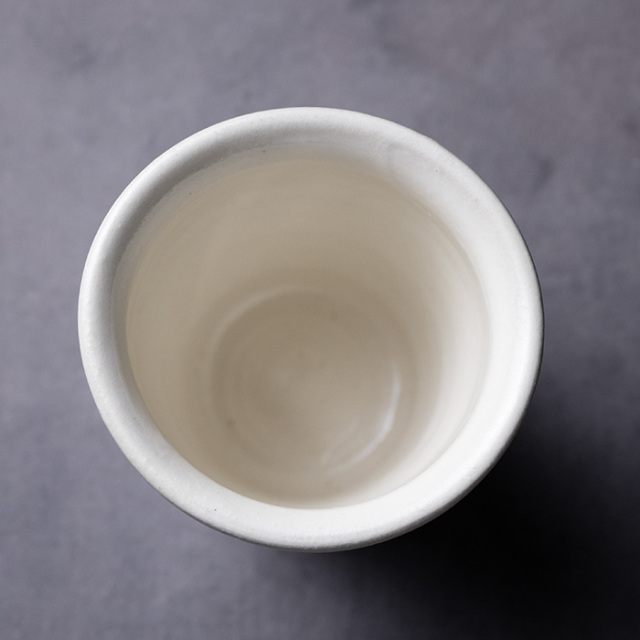 カップ　作家　吉岡萬理