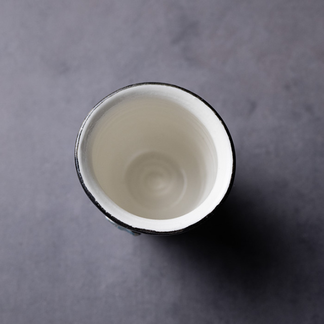 カップ　作家　吉岡萬理