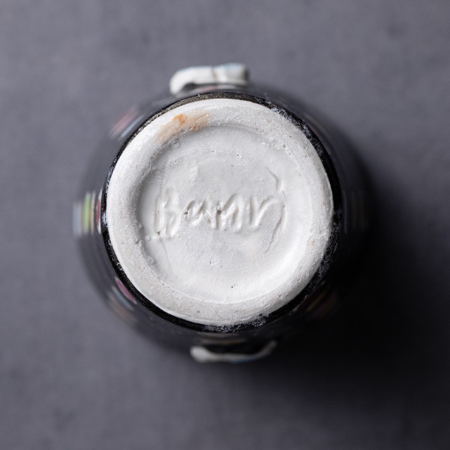 カップ　作家　吉岡萬理