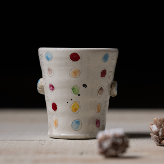 カップ　作家　吉岡萬理