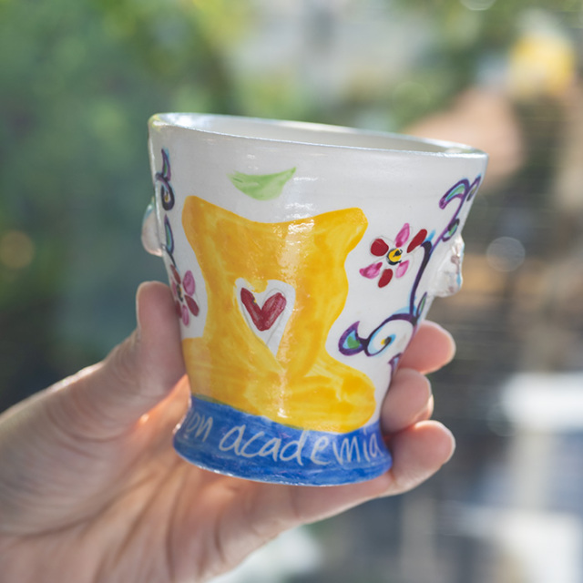 カップ　作家　吉岡萬理