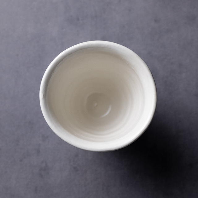 カップ　作家　吉岡萬理