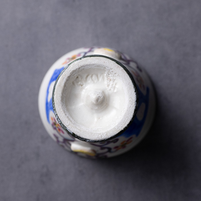 カップ　作家　吉岡萬理