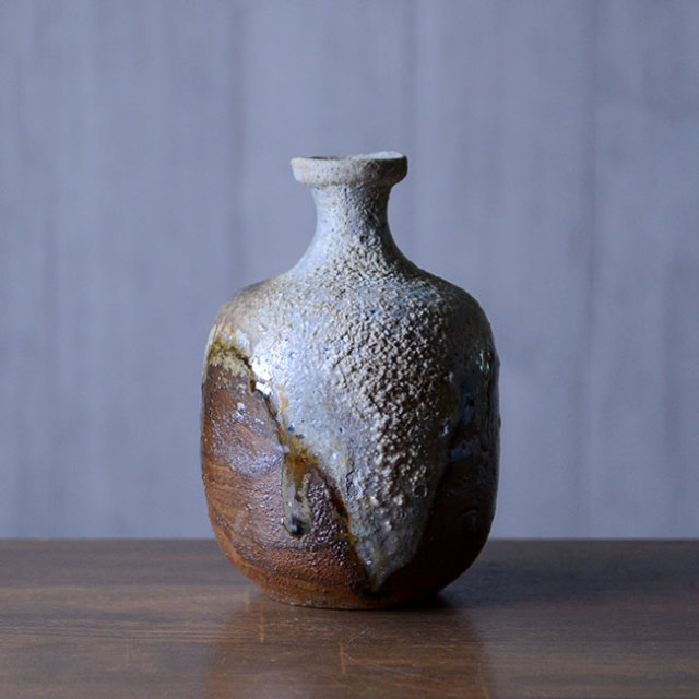 共箱付】備前焼窯変徳利（CR-006） 作家「クリストファーレイヴェン