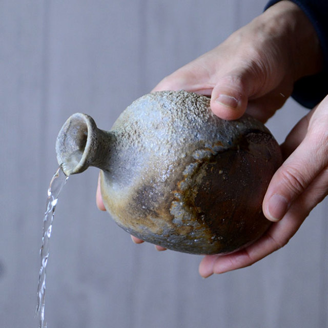 共箱付】備前焼窯変徳利（CR-006） 作家「クリストファーレイヴェン