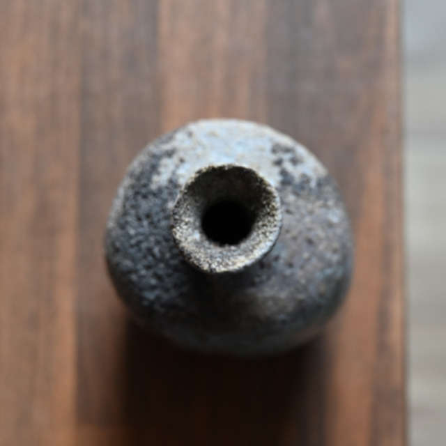 共箱付】備前焼灰被徳利（CR-029） 作家「クリストファーレイヴェン