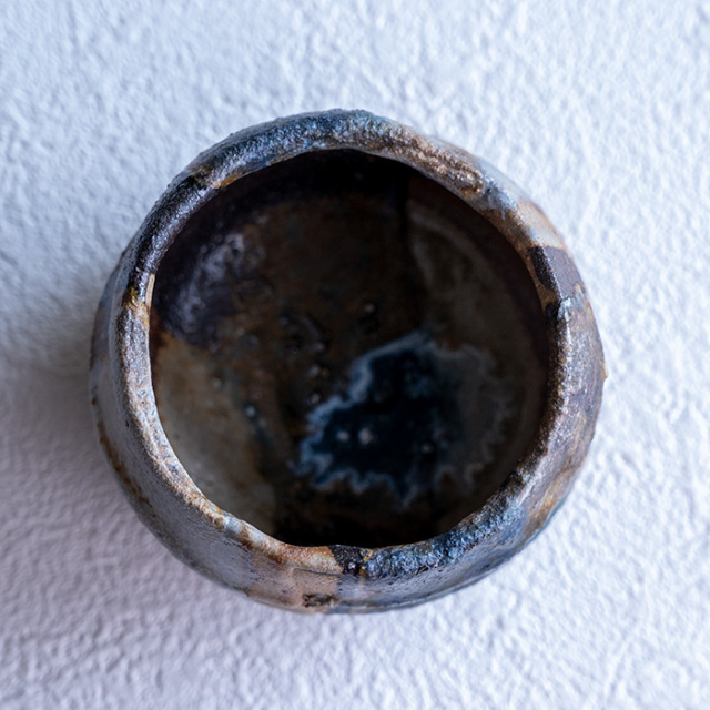 共箱付】備前焼窯変ぐい呑（CR-060） 作家「クリストファーレイヴェン