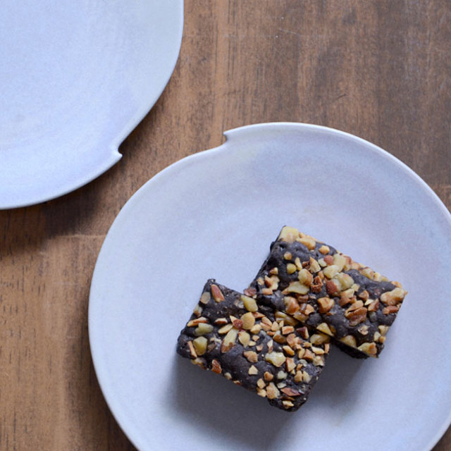 黄鶲釉勾玉皿5寸 作家「見野大介」