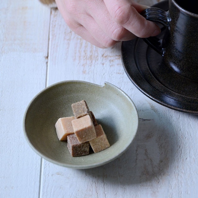 翠釉勾玉鉢3寸 作家「見野大介」