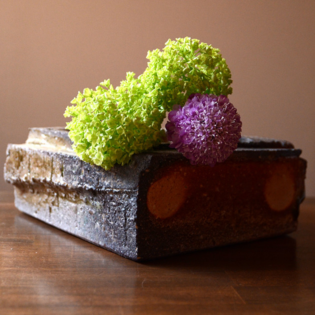 信楽焼升花入 作家「藤本秀」