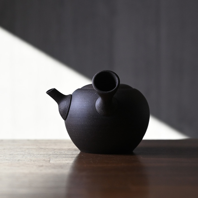 梨皮急須　新作作品 楽天市場】和食器 梨皮急須(大) 作家「水野博司」 : うつわや悠々